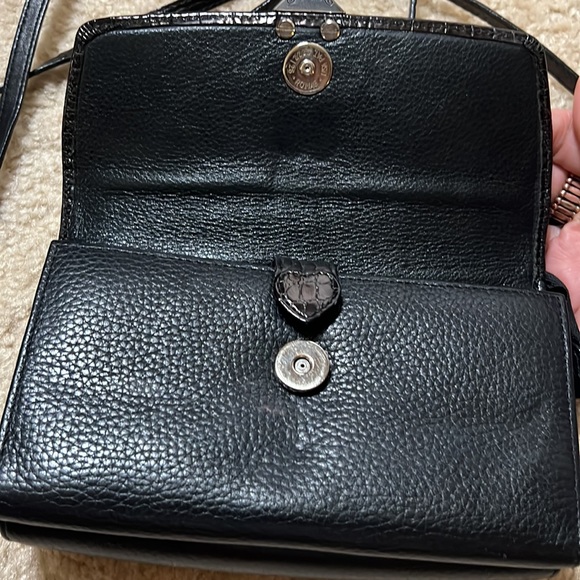 Brighton Black Croc and Pebbled Leather Crossbody Organizer Shoulder Handbag - Picture 4 of 16